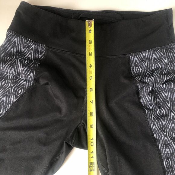 Athletic Works Women’s Black Geometric Leggings Size Medium - Picture 6 of 12